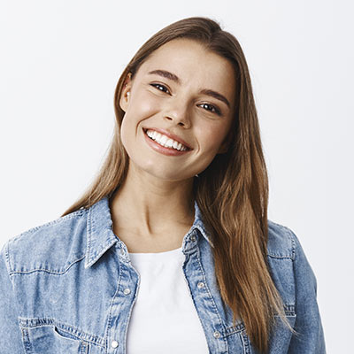 María L.